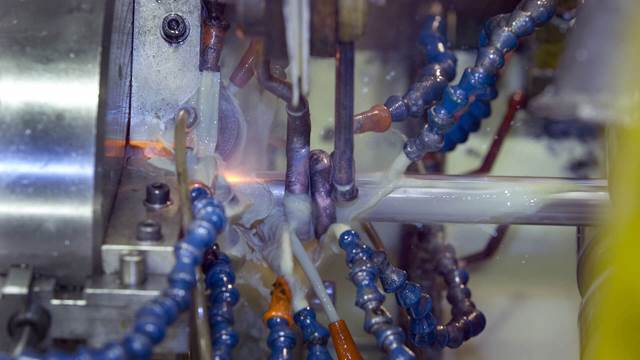 ENRX induction system applying controlled heat for longitudinal welding of metal tube