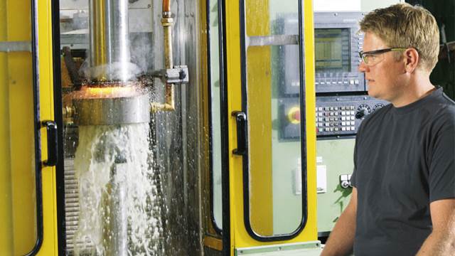 Induction hardening of shaft