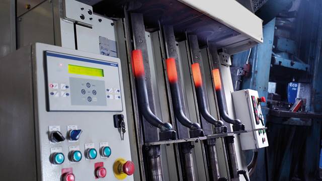 棒材の端部および部分加熱用誘導加熱ソリューション