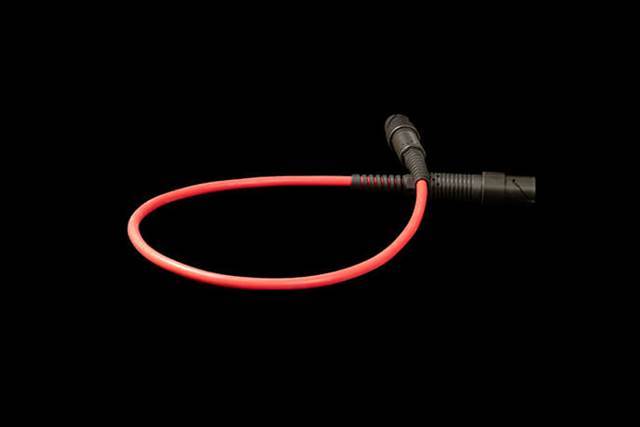 Sistema de calentamiento por inducción refrigerado por aire Ventac para cables de calefacción