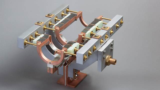 Inducteur d'usinage pour trempe par induction