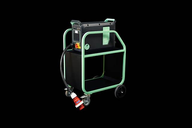 ENRX Ventac luftgekühlter Induktionswärmegenerator, montiert auf dem dazugehörigen fahrbaren Wagen
