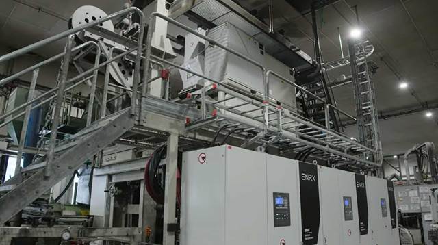 Chain hardening machine powered by ENRX Sinac converters